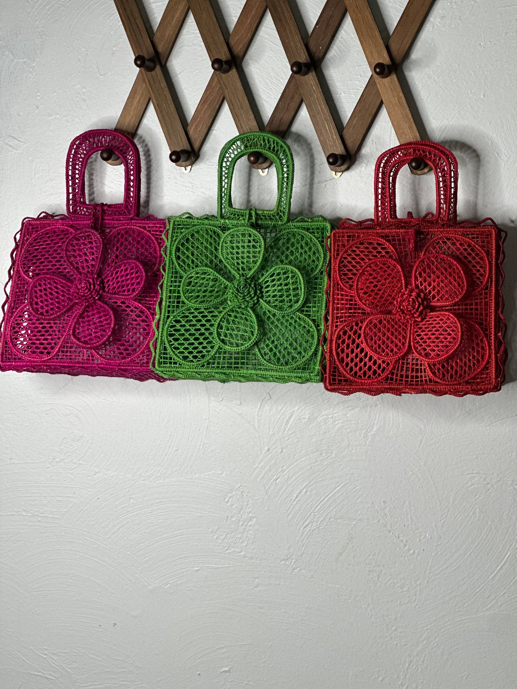 Crochet Flower Iraca Palm Bags,  Crochet Tote Bag,   Handmade Bag Colombian Bag, Sustainable Purse