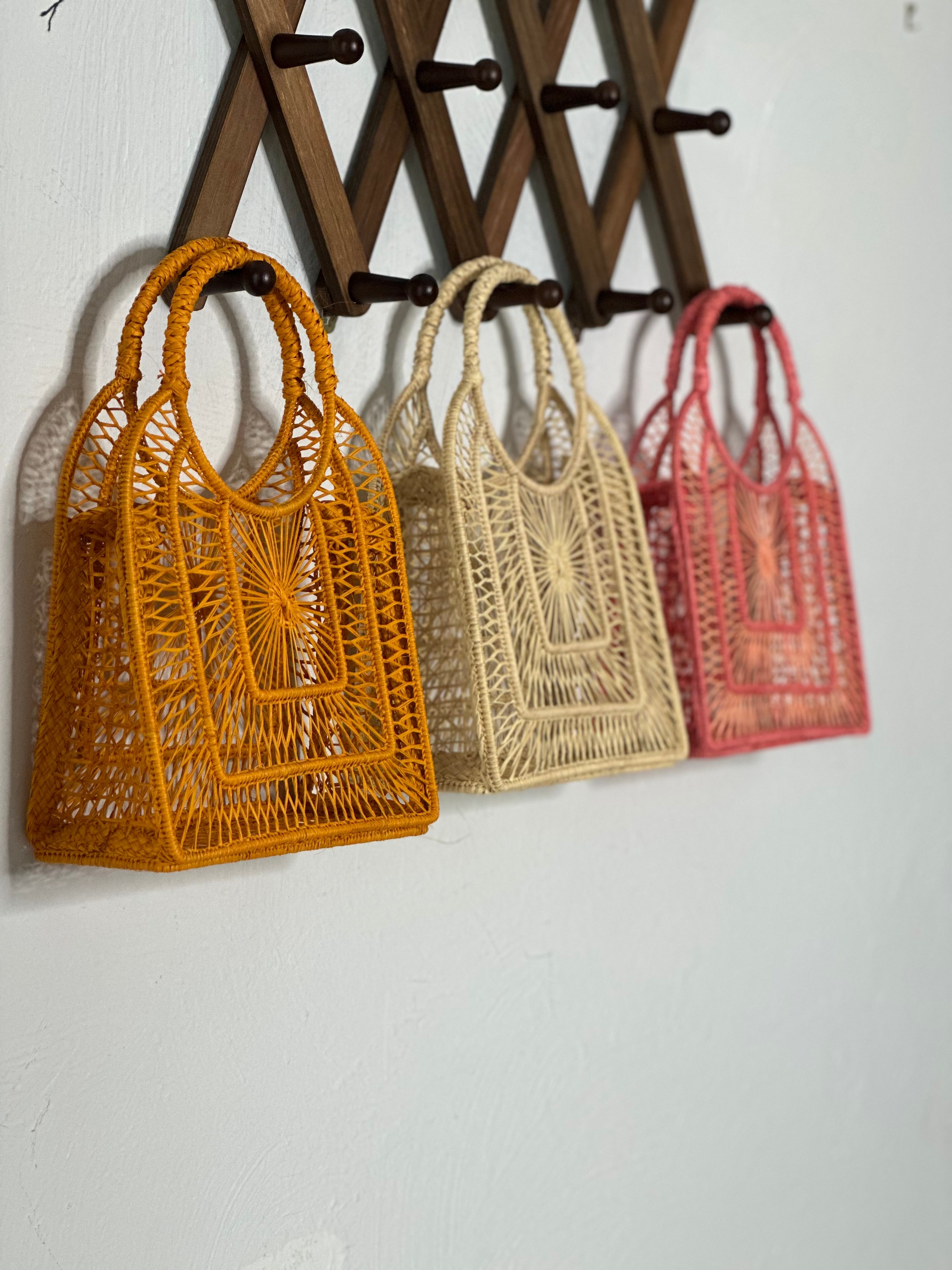 Woven Handmade Iraca Palm Bag, Eco-Friendly Wraist Bags