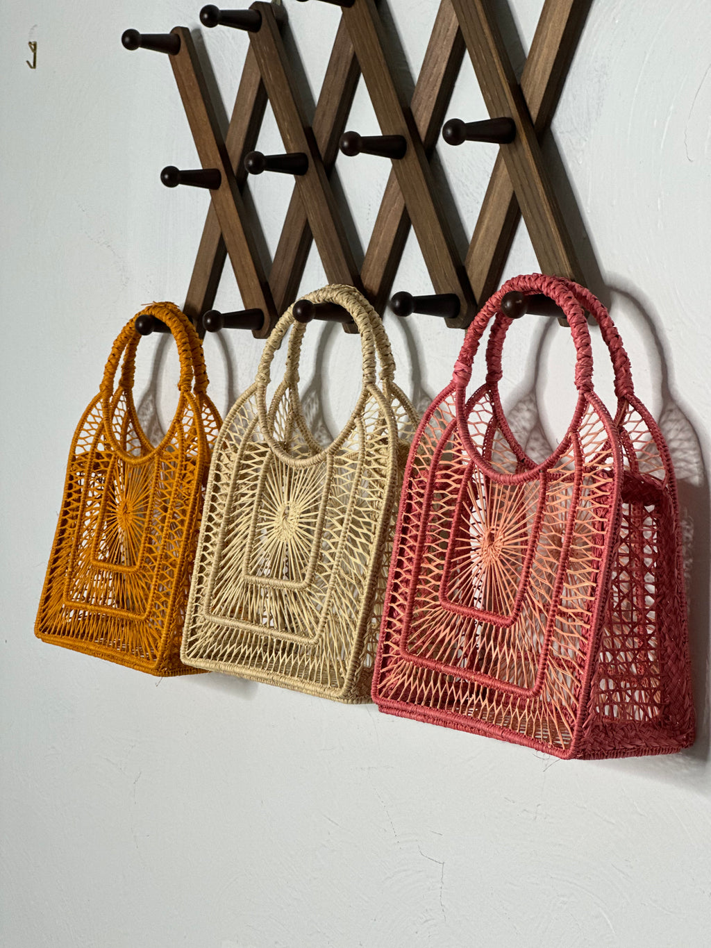 Woven Handmade Iraca Palm Bag, Eco-Friendly Wraist Bags