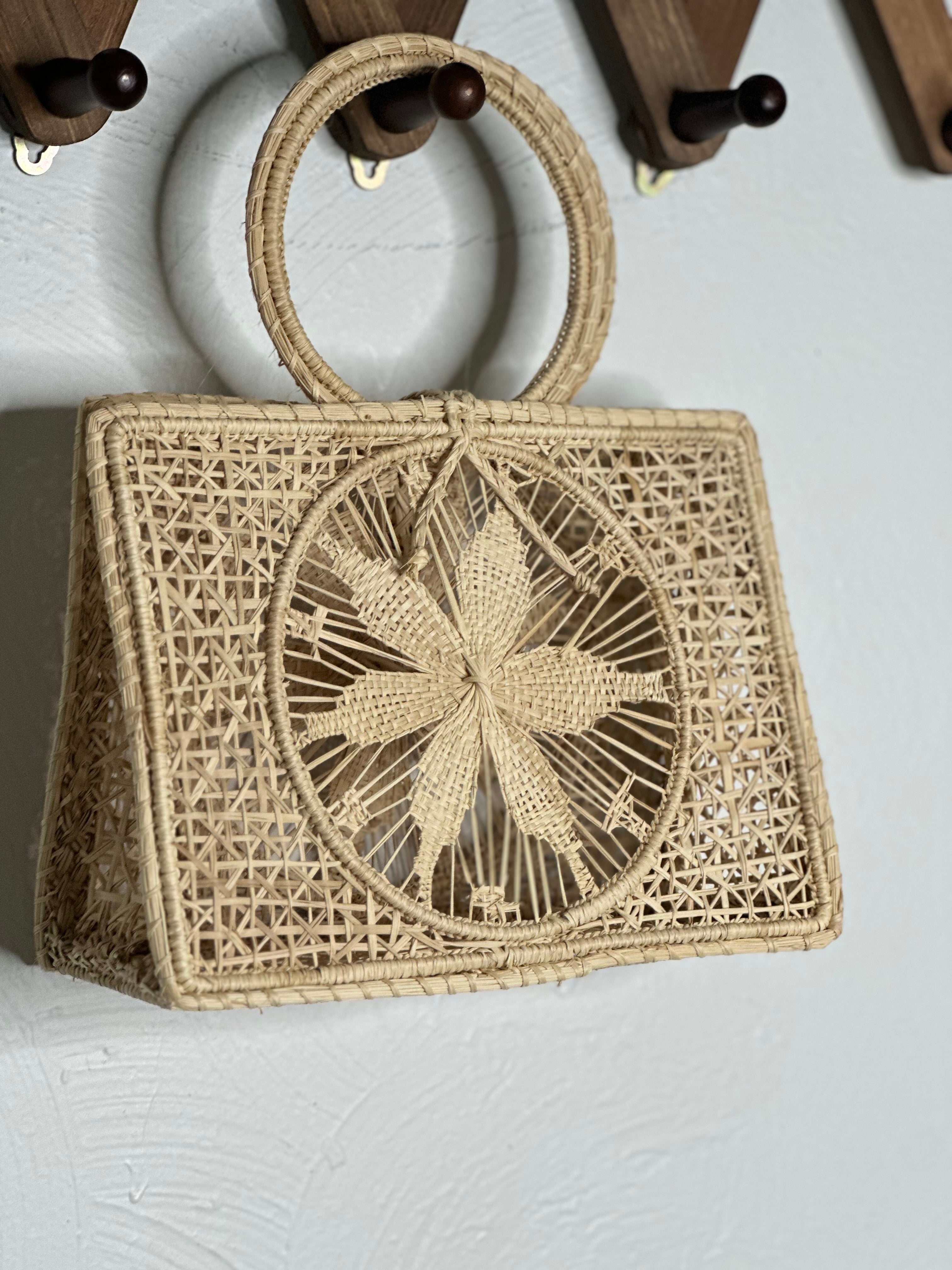 Handmade  Sustainable Straw Colombian Bags