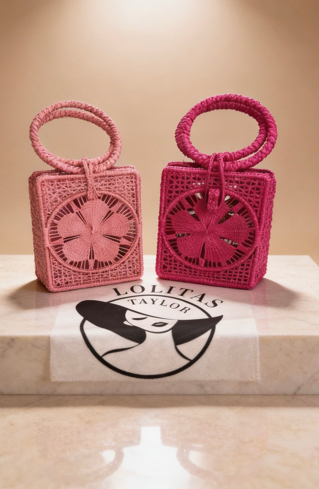 Handmade Colombian Iraca Palm Purse, Sustainable Straw Handbags, Eco-friendly Raffia Bags